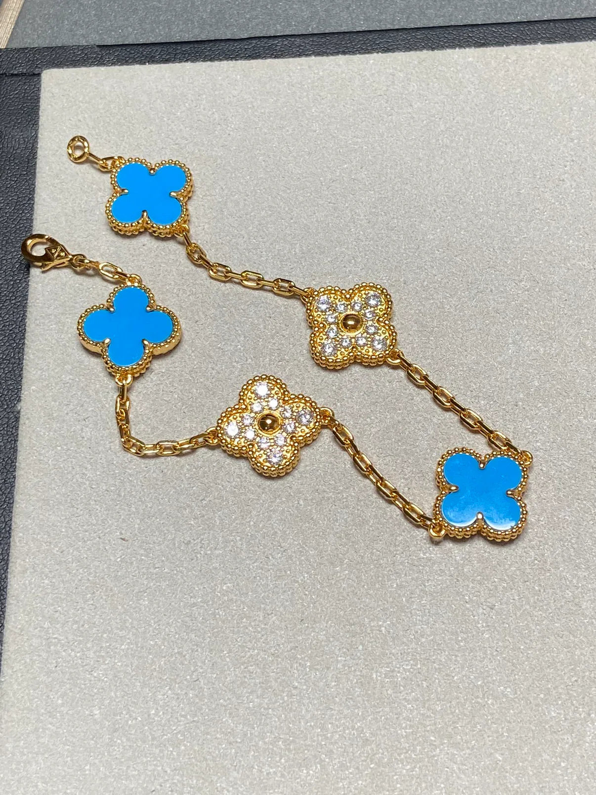 [Gaonasi] CLOVER 5 MOTIF BLUE AGATE BRACELET COLLECTION
