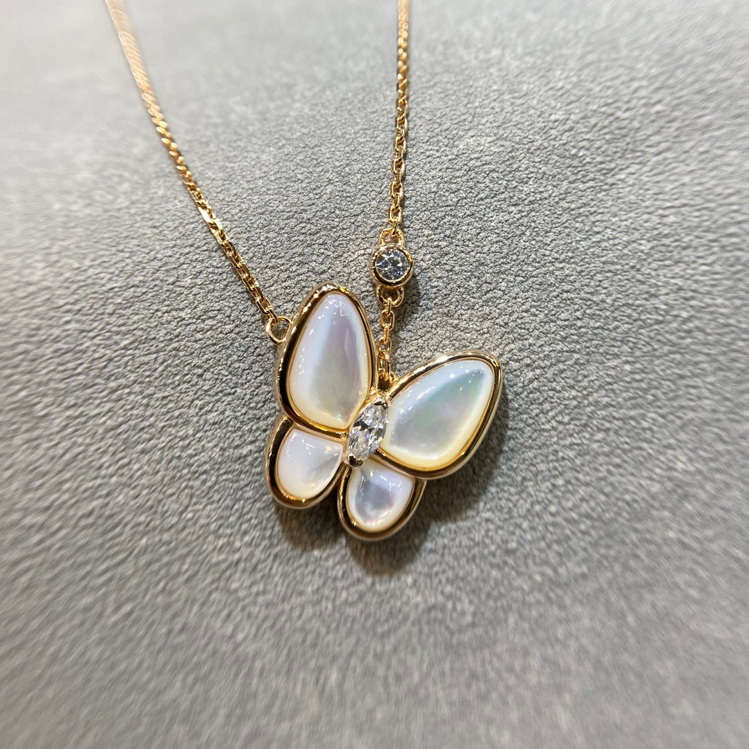 [Gaonasi]BUTTERFLY MOP DIAMOND NECKLACE
