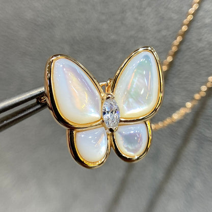 [Gaonasi]BUTTERFLY MOP DIAMOND NECKLACE