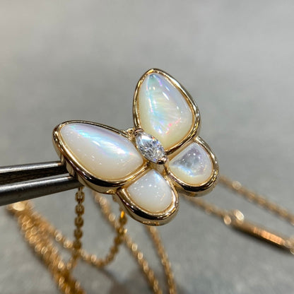 [Gaonasi]BUTTERFLY MOP DIAMOND NECKLACE