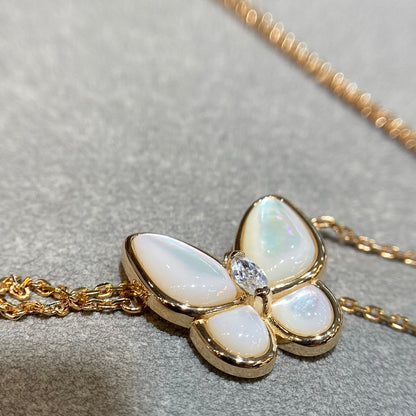 [Gaonasi]BUTTERFLY MOP DIAMOND NECKLACE
