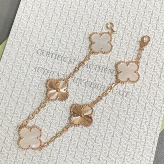 [Gaonasi]CLOVER WHITE PEARL MOP 5 MOTIF BRACELET COLLECTION