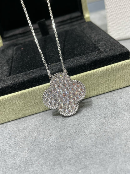 [Gaonasi]CLOVER 25MM LARGE PENDANT DIAMOND PAVED SILVER NECKLACE