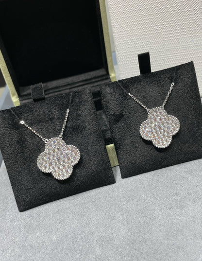 [Gaonasi]CLOVER 25MM LARGE PENDANT DIAMOND PAVED SILVER NECKLACE