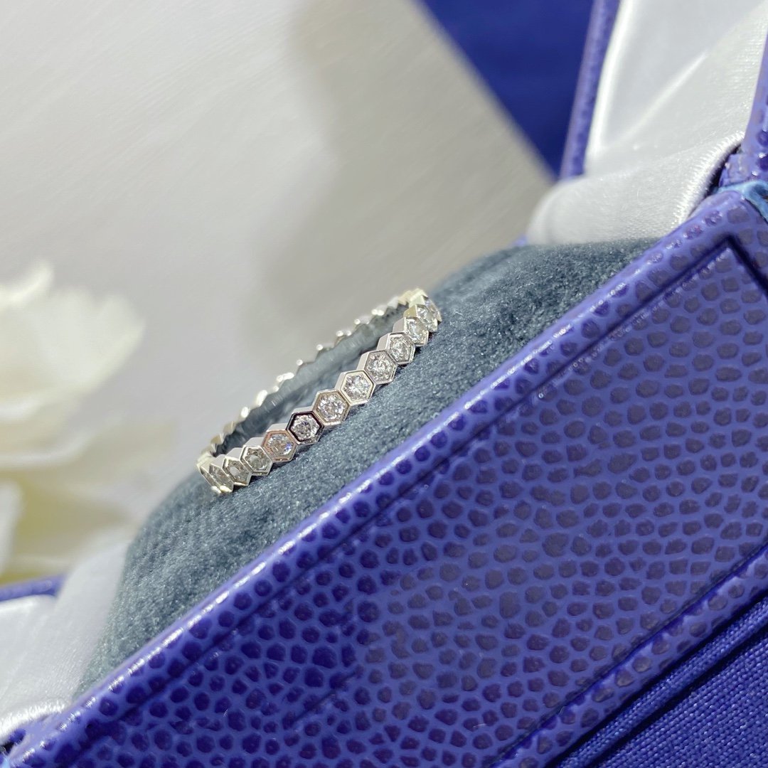 [Gaonasi]BEE LOVE DIAMOND PAVED SMALL RING