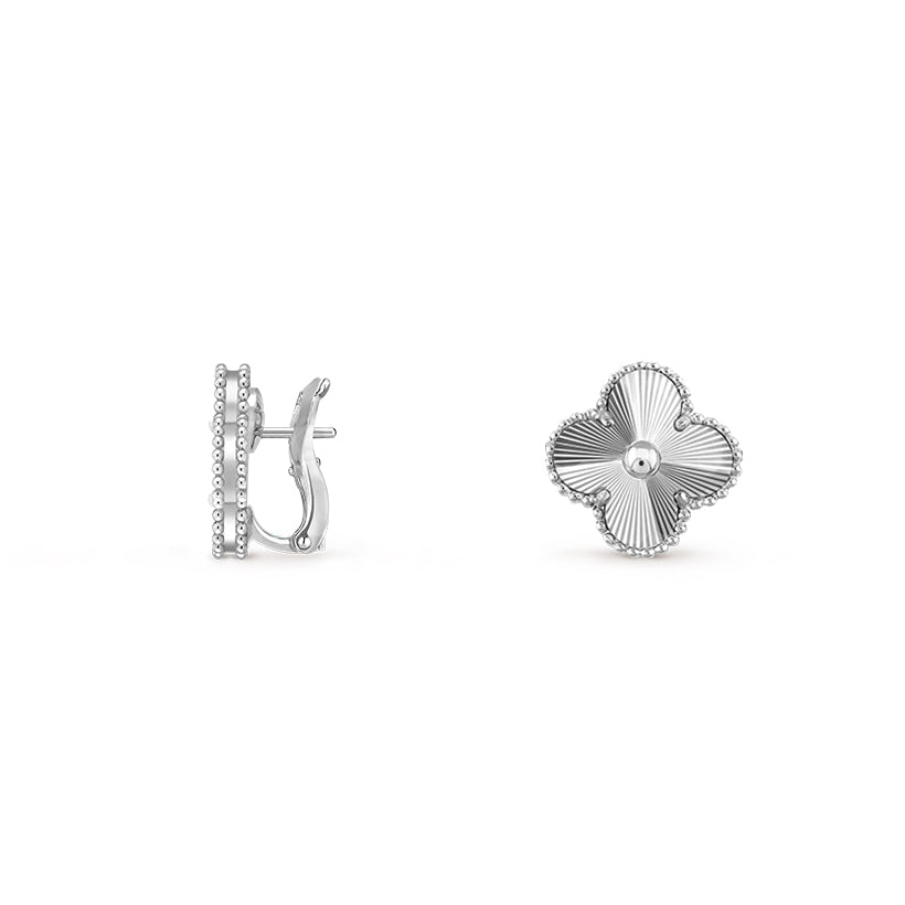 [Gaonasi]CLOVER SILVER 15MM MOP EARRINGS COLLECTION
