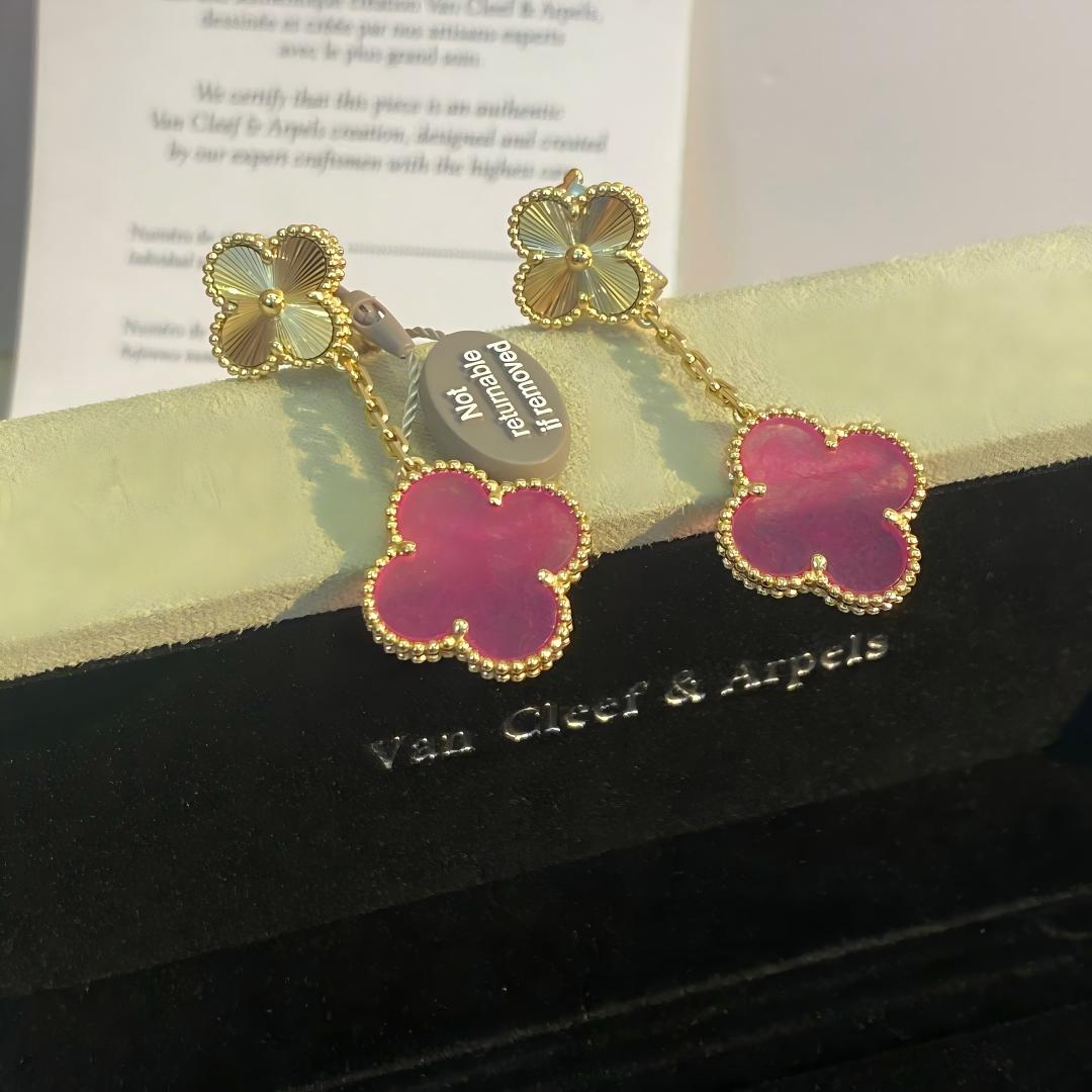 [Cadisa]NEW CLOVER 2 MOTIF PINK ENAMEL EARRINGS