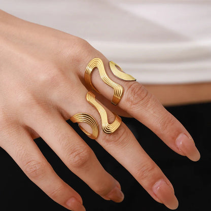 [Gaonasi]Vivi Twisted Band Gold Ring