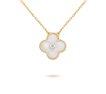 [Gaonasi]CLOVER 15MM CHRISTMAS LIMITED EDITION SINGLE FLOWER NECKLACE