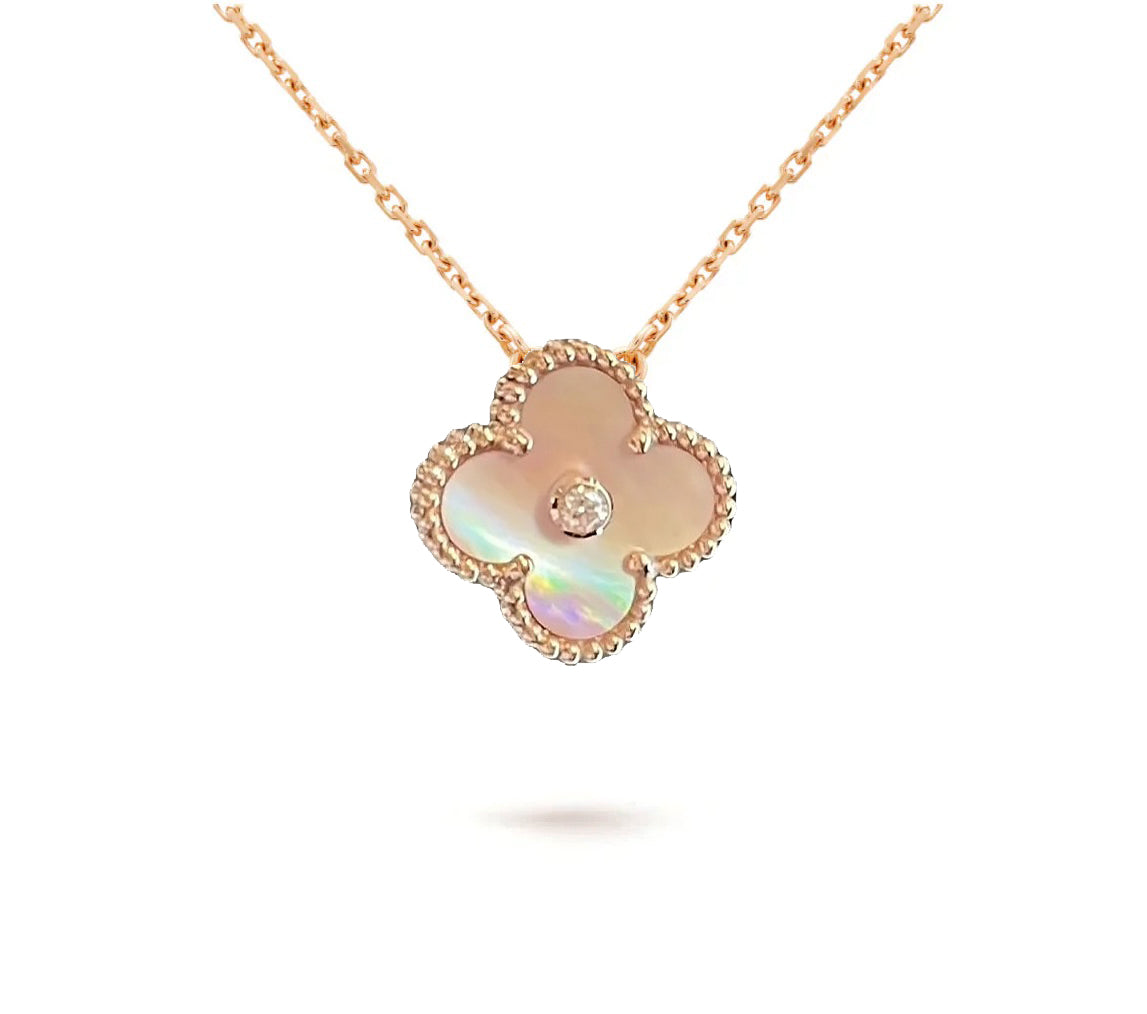 [Gaonasi]CLOVER 15MM CHRISTMAS LIMITED EDITION SINGLE FLOWER NECKLACE