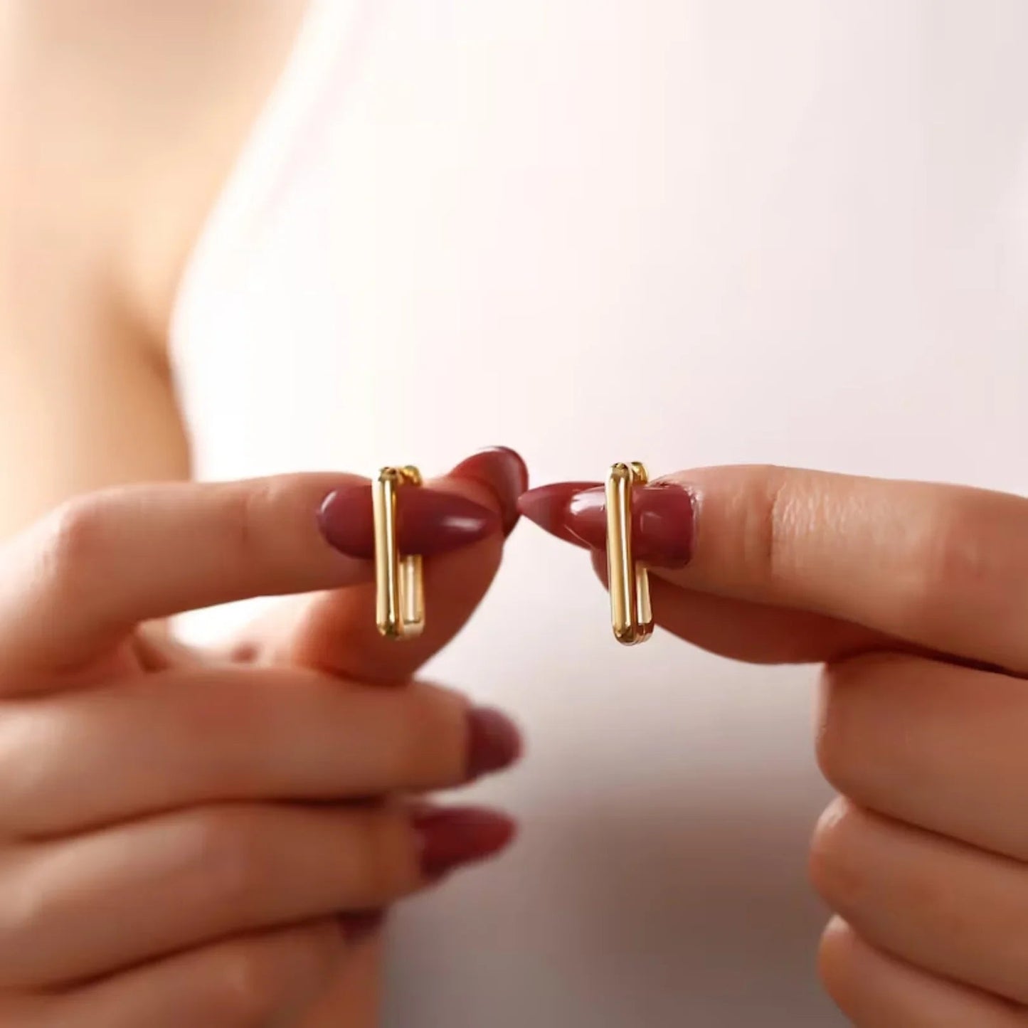 [Gaonasi]Ambrielle Gold U Hoops