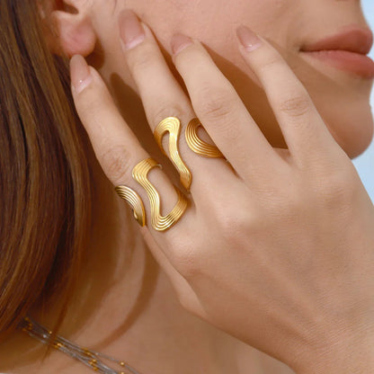 [Gaonasi]Vivi Twisted Band Gold Ring