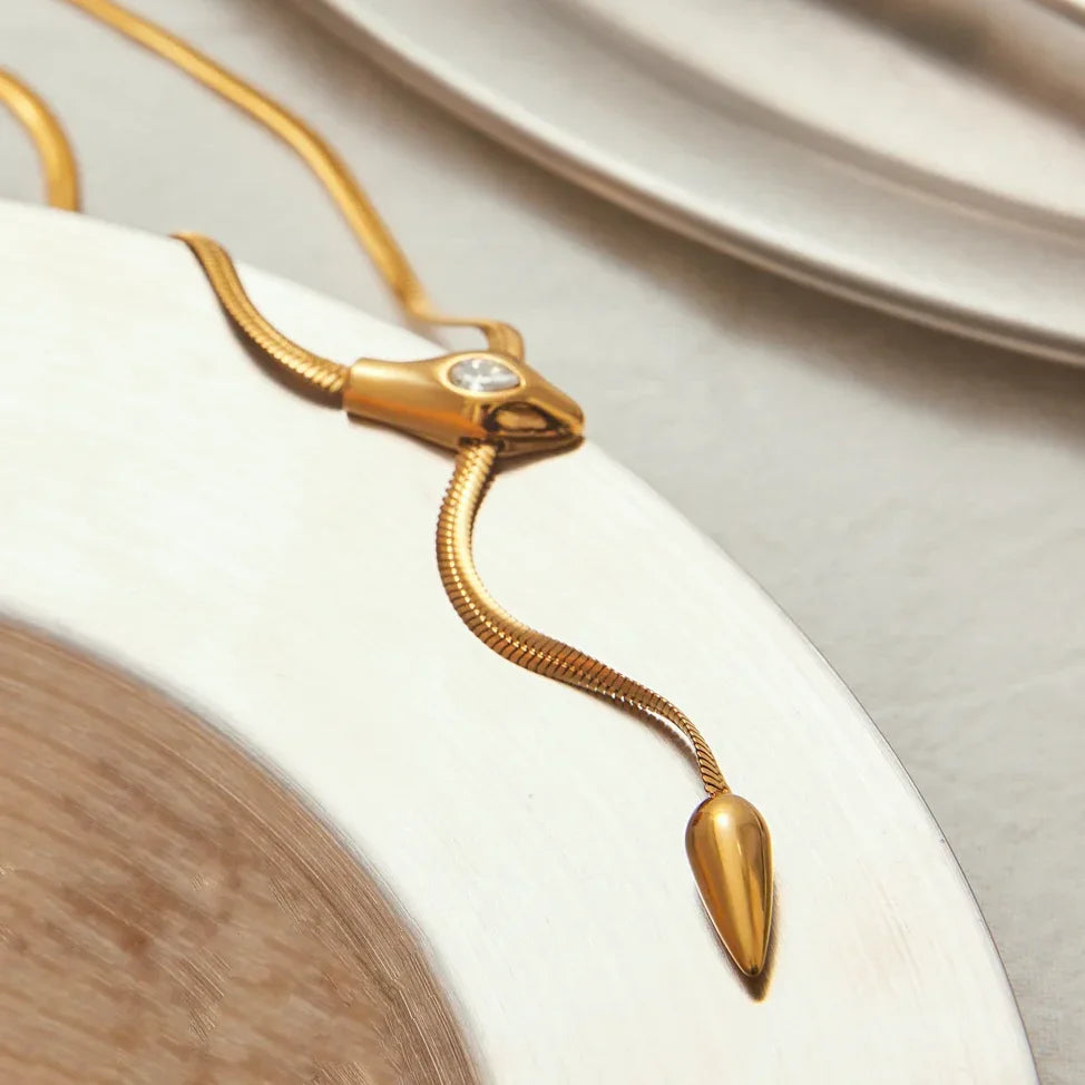 [Gaonasi]Zarelle Gold Serpentine Pendant
