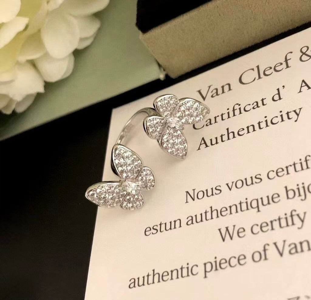 [Gaonasi]TWIN SILVER BUTTERFLY DIAMOND RING