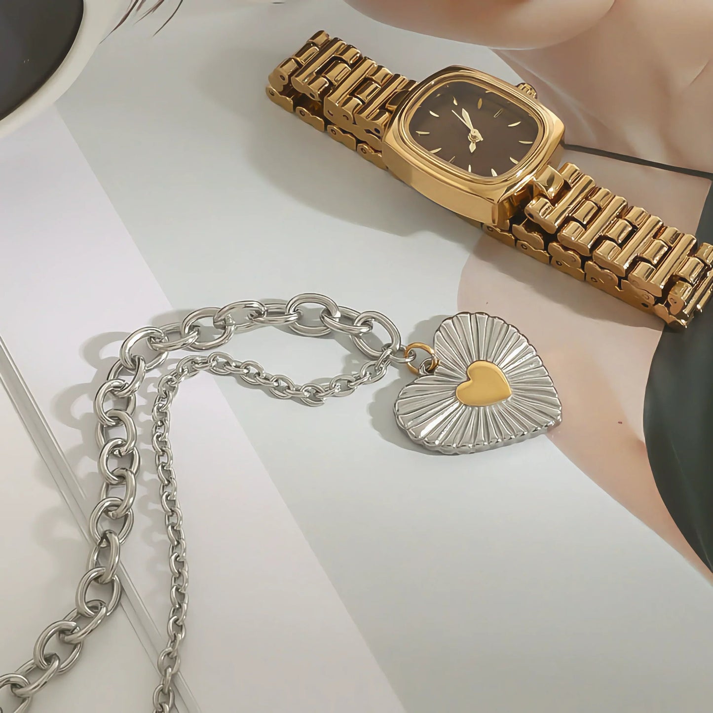 [Gaonasi]Judith Two Tone Heart Pendant