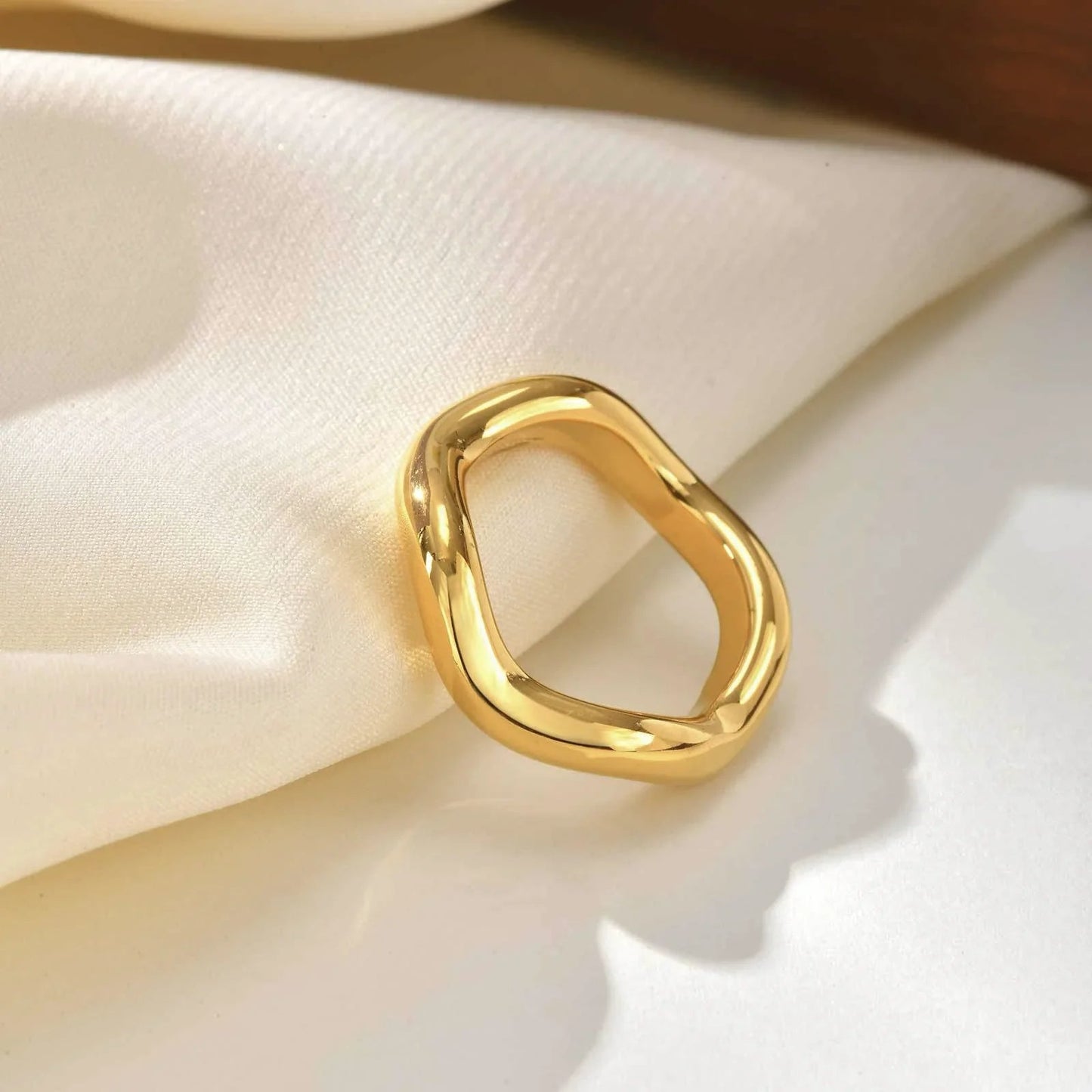 [Gaonasi]Lunaria Gold Wave Ring