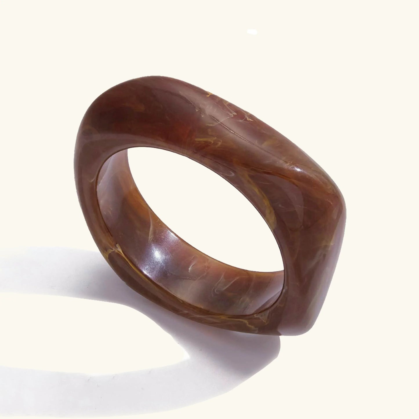 [Gaonasi]Kaitlyn Chunky Acrylic Bangle