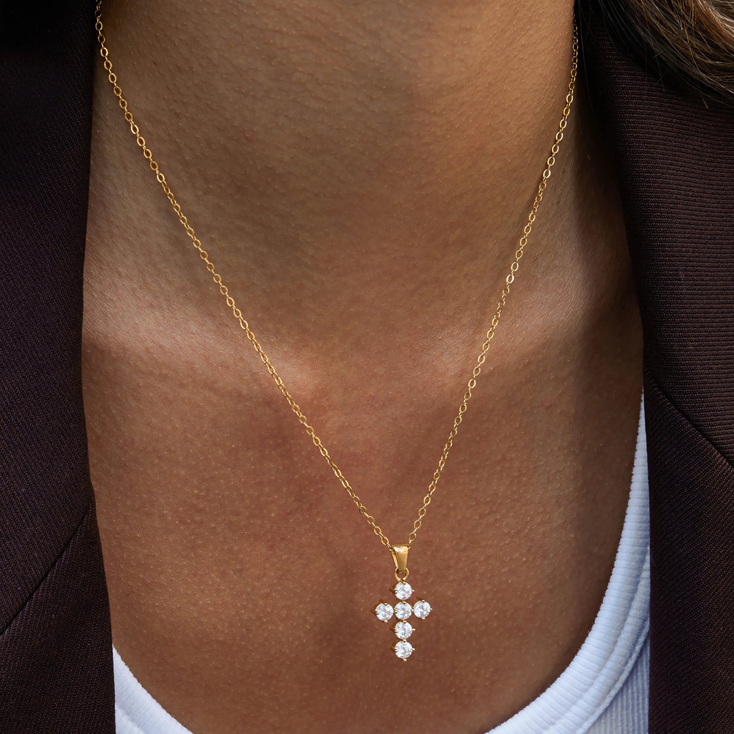 [Gaonasi]Wynter Diamond Cross Necklace