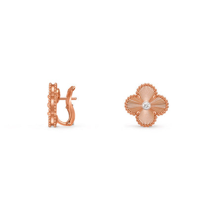 [Gaonasi]CLOVER 15MM MOP DIAMOND EARRINGS COLLECTION
