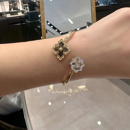 [Cadisa JEWELRY] OPERA TULLE  GOLD BRACELET WITH ENAMEL BACKGROUND