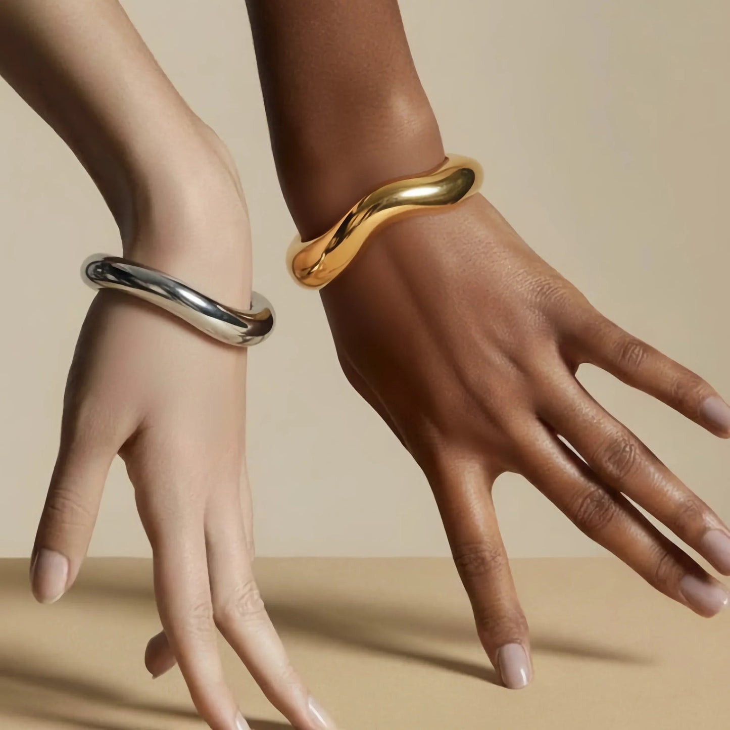 [Gaonasi]Zaria Asymmetrical Gold Bangle