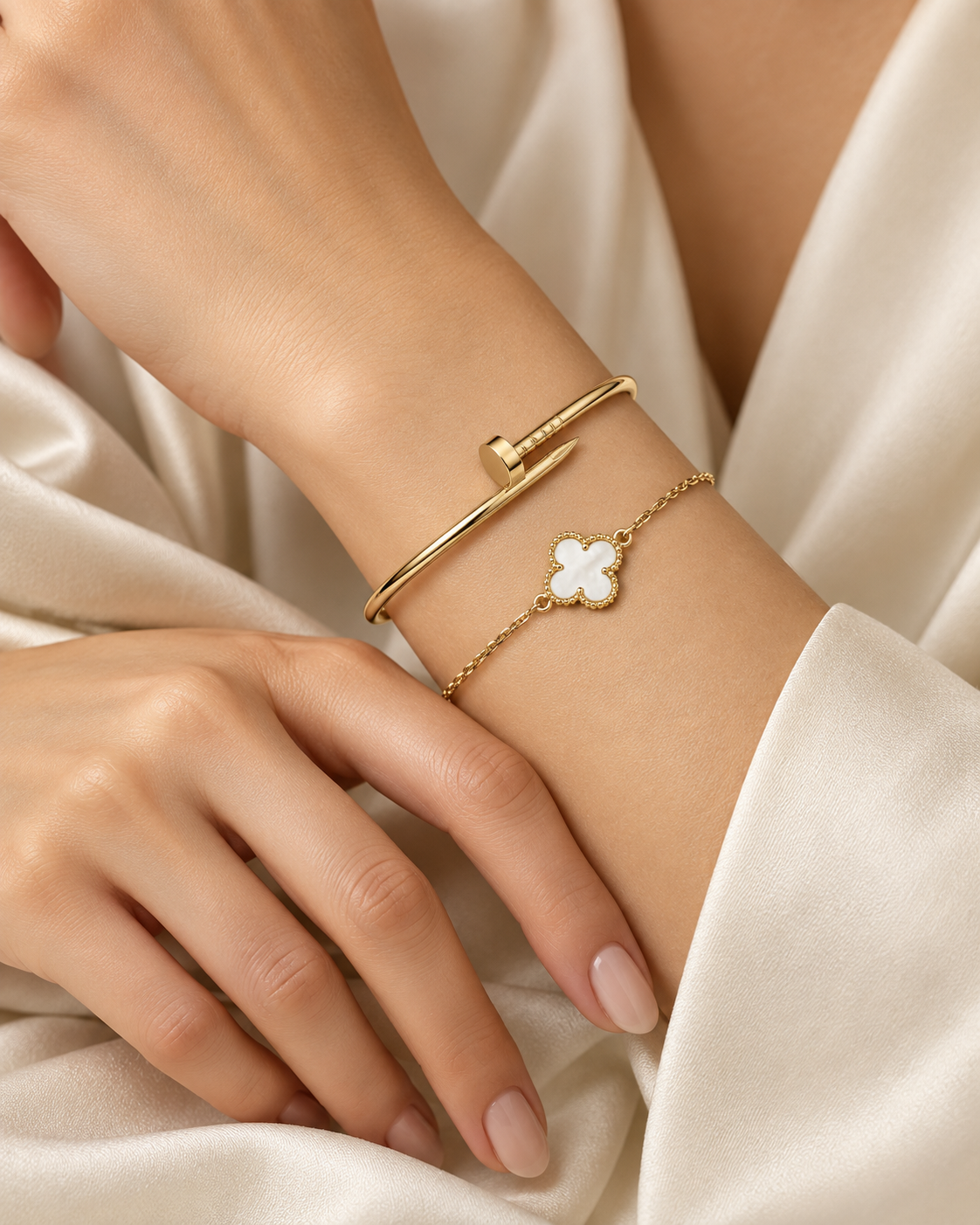[Cadisa] Clover White Mother-of-Pearl & JUSTE Bracelet Stack Set