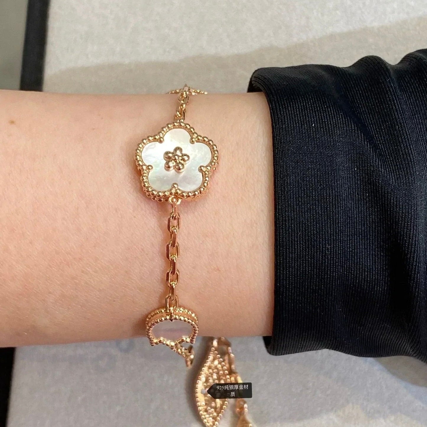 [Gaonasi]LUCKY SPRING 5 MOTIF BRACELET