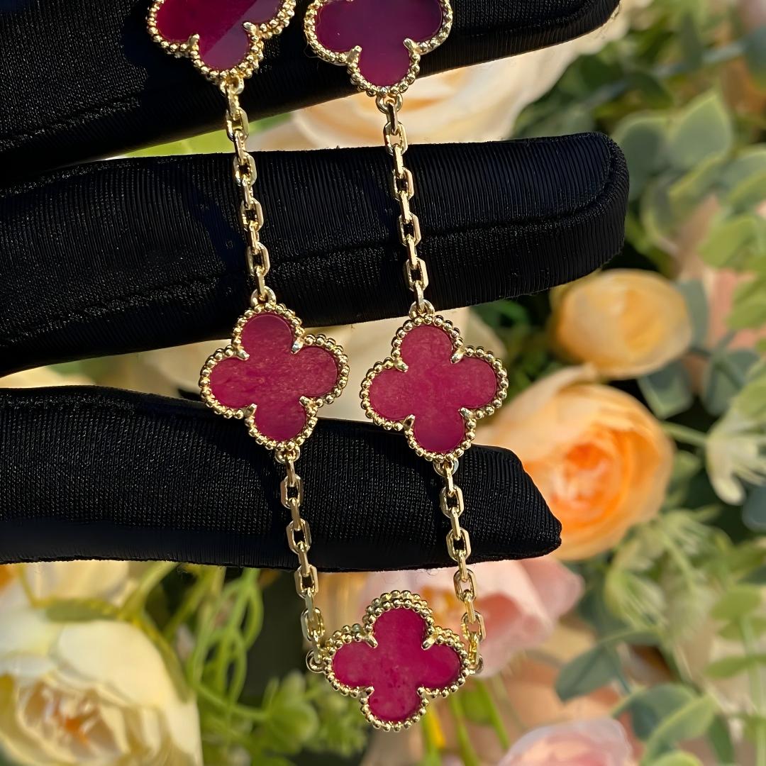 [Cadisa]NEW CLOVER 5 MOTIFS PINK ENAMEL BRACELET