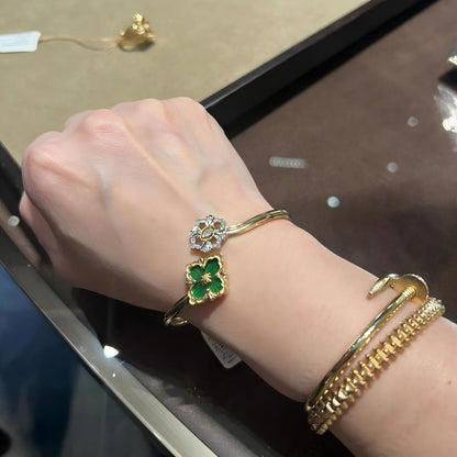 [Cadisa JEWELRY] OPERA TULLE  GOLD BRACELET WITH ENAMEL BACKGROUND
