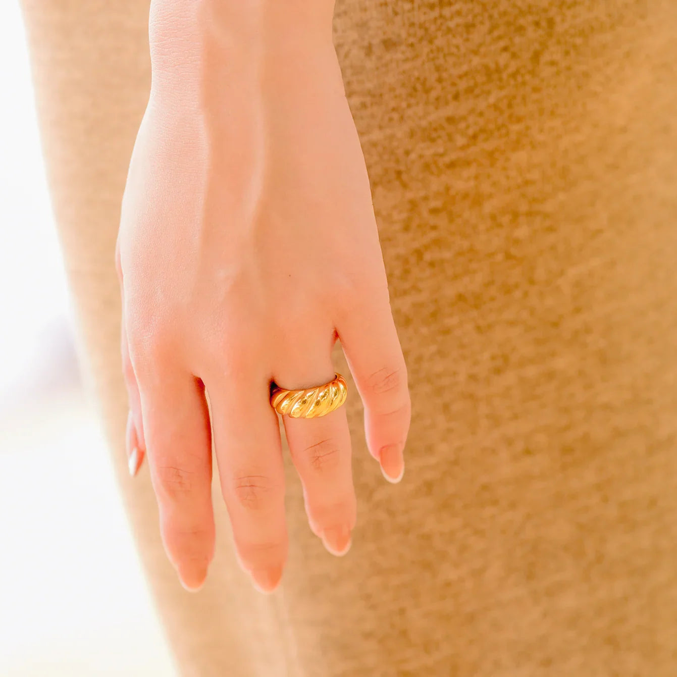 [Gaonasi]Amaia Gold Croissant Ring