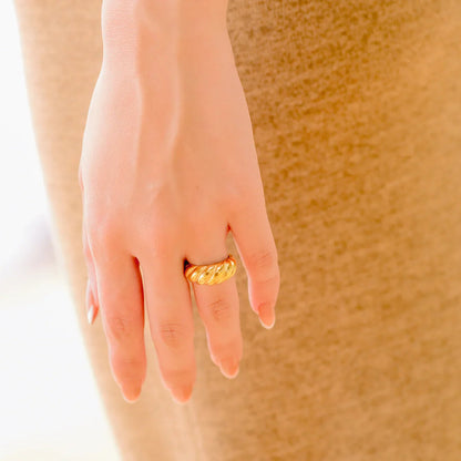 [Gaonasi]Amaia Gold Croissant Ring