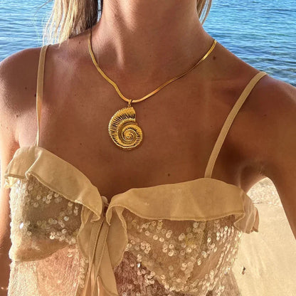 [Gaonasi]Cascadia Nautilus Gold Necklace