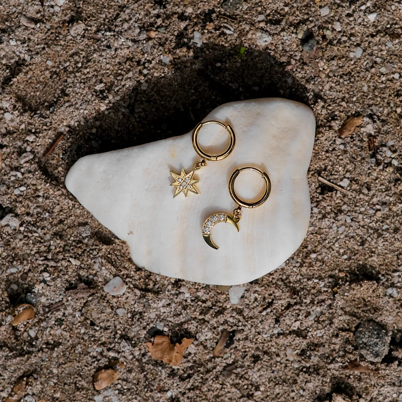 [Gaonasi]Cosmia Gold Earrings