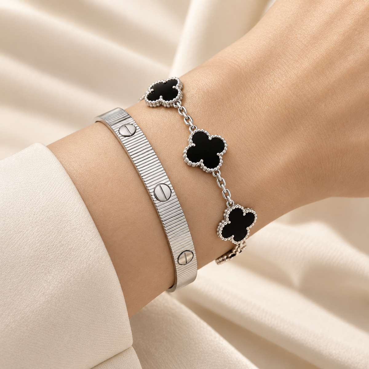 [Cadisa]Clover & Love Sliver 2-Piece Bracelet Stack Set