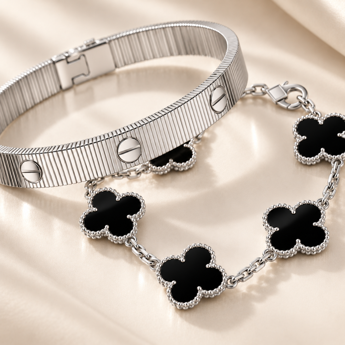 [Cadisa]Clover & Love Sliver 2-Piece Bracelet Stack Set
