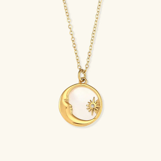 [Gaonasi]Evangeline Lunar Gold Necklace