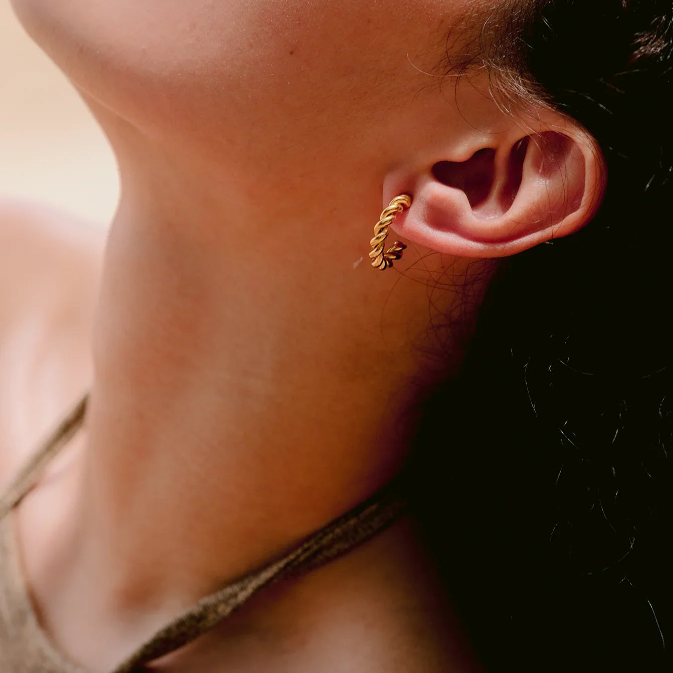 [Gaonasi]Gigi Twist Gold Earrings