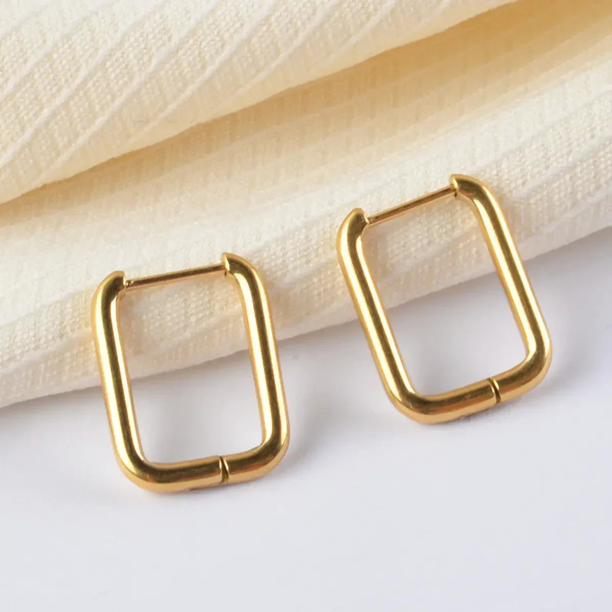 [Gaonasi]Ambrielle Gold U Hoops
