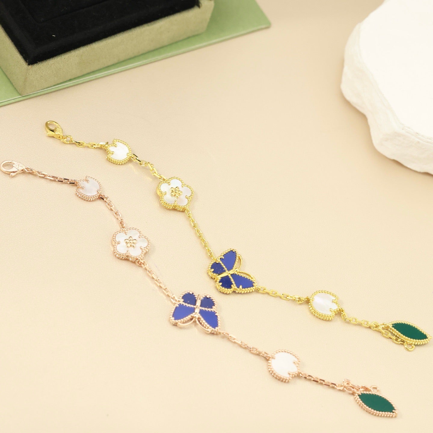 [GAONASI]LUCKY SPRING BUTTERFLY 5 MOTIF BRACELET