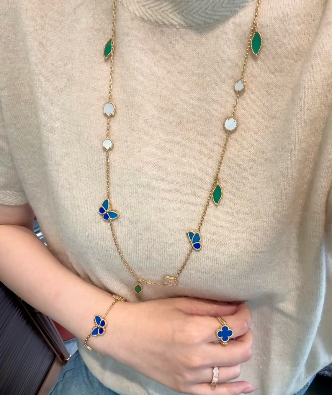 [GAONASI]LUCKY SPRING BUTTERFLY 15 FLOWER NECKLACE