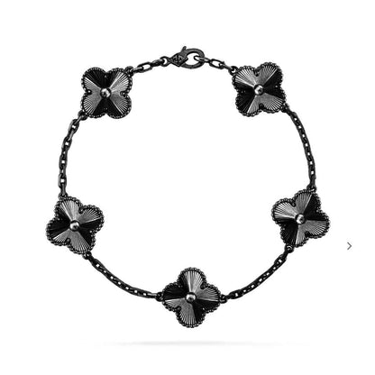 [Gaonasi]CLOVER 5 MOTIF BLACK BRACELET