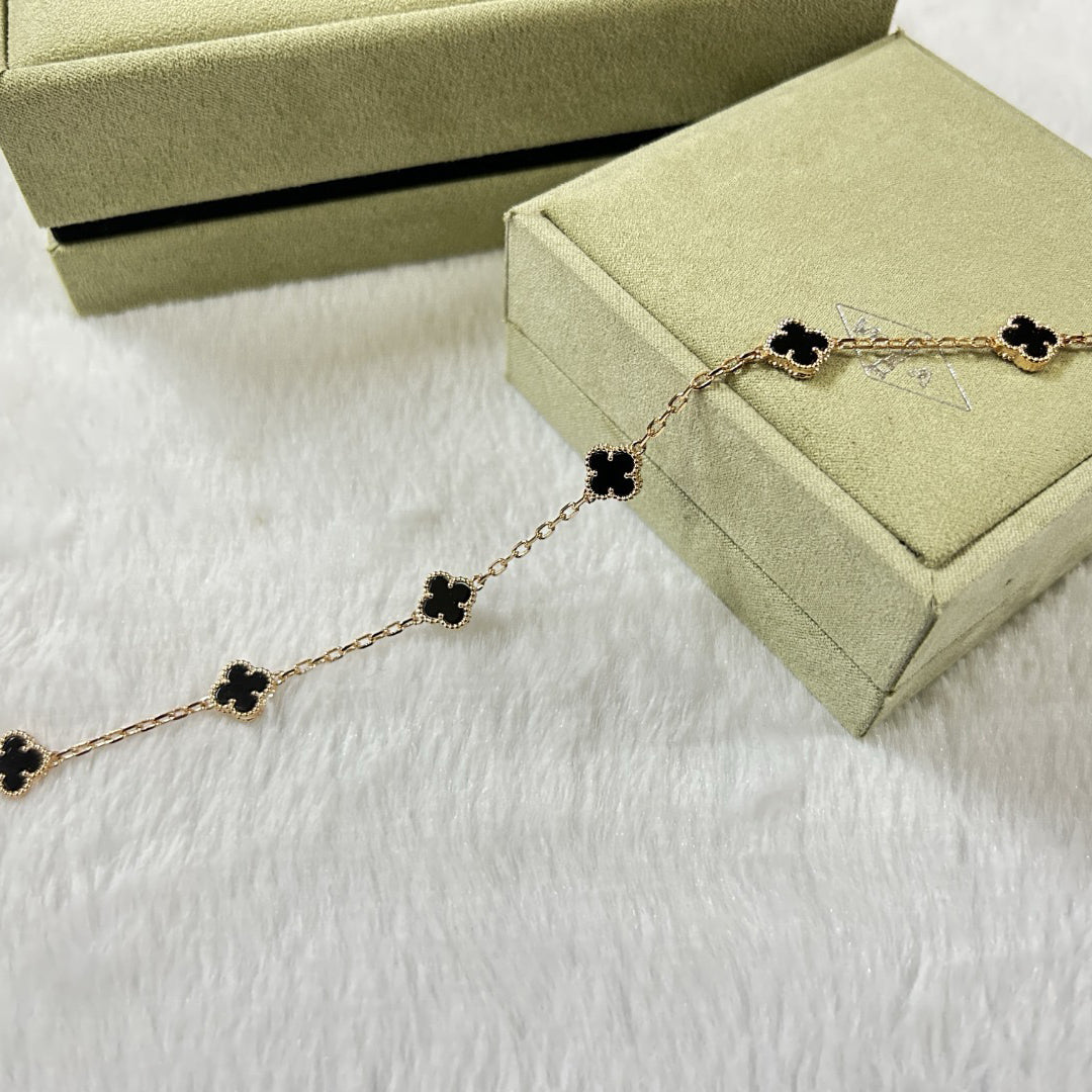 [Gaonasi]CLOVER 6 MOTIF  ONYXS BRACELET