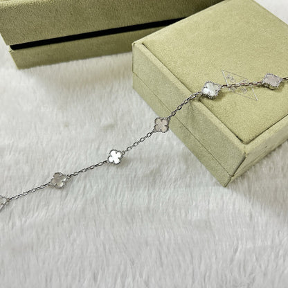 [Gaonasi]CLOVER 6 MOTIF WHITE MOP BRACELET