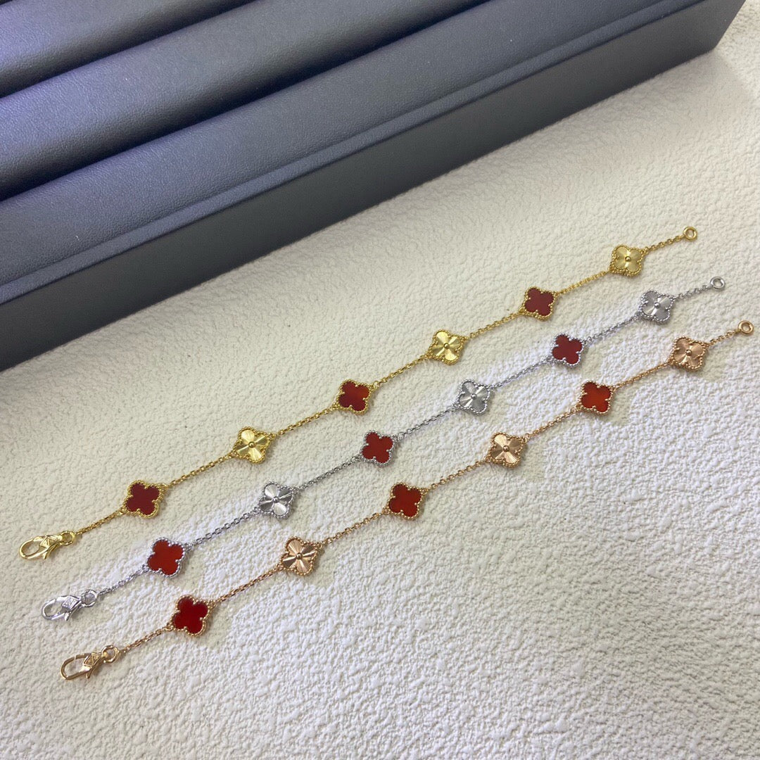 [Gaonasi]CLOVER 6 MOTIF RED AGATE LASER BRACELET