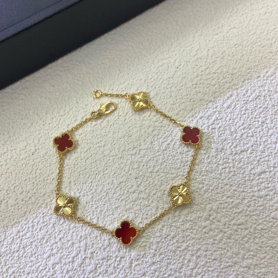 [Gaonasi]CLOVER 6 MOTIF RED AGATE LASER BRACELET