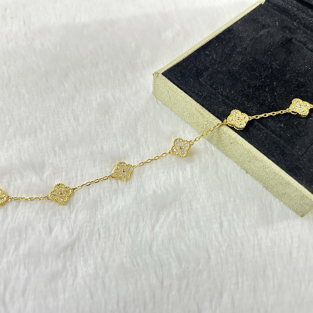 [Gaonasi]CLOVER 6 MOTIF DIAMOND BRACELET
