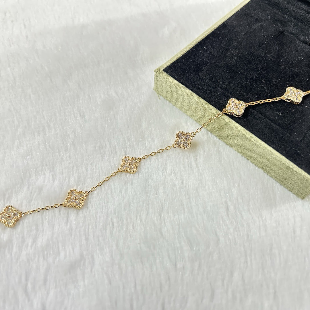 [Gaonasi]CLOVER 6 MOTIF DIAMOND BRACELET