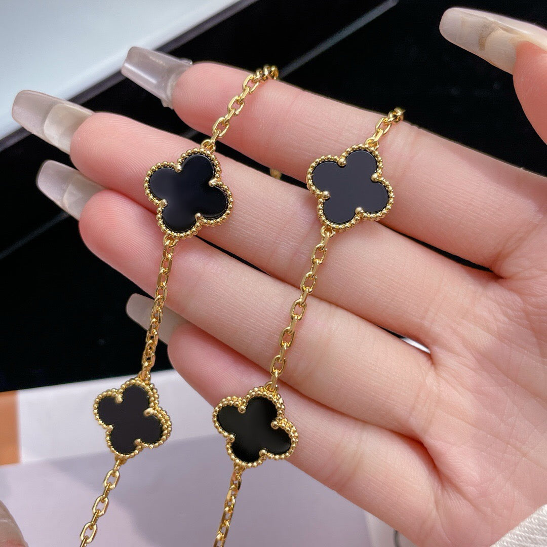 [Gaonasi]CLOVER 10 MOTIFS ONYX NECKLACE