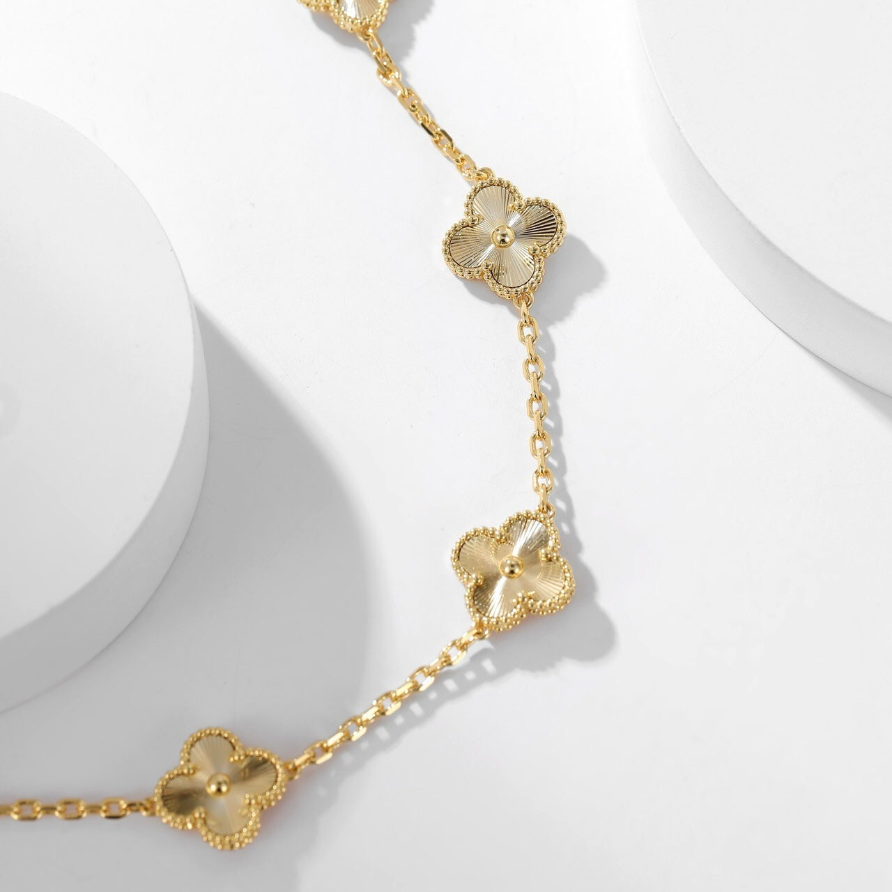 [Gaonasi]CLOVER 10 MOTIFS LASER NECKLACE