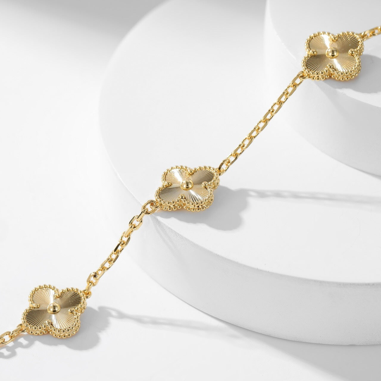 [Gaonasi]CLOVER 10 MOTIFS LASER NECKLACE